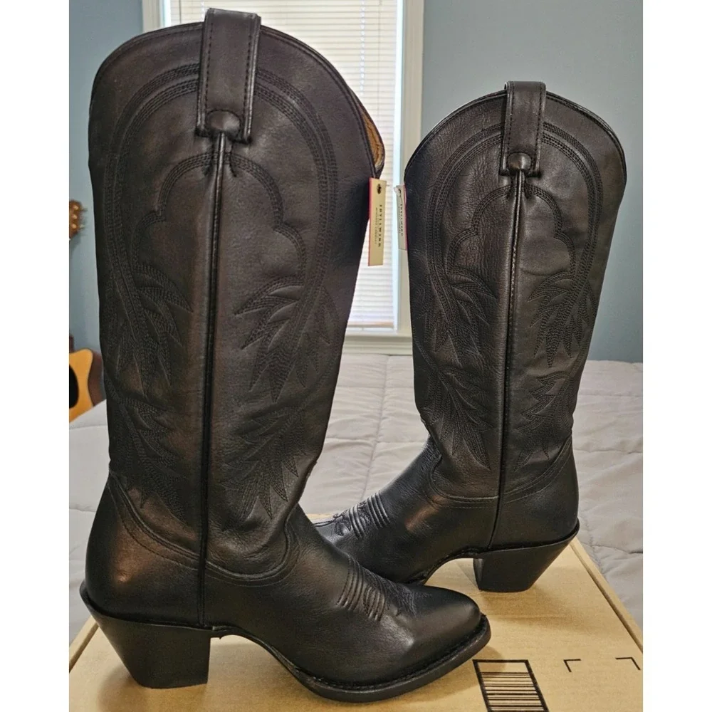 Idyllwind® (Women's 7 B) Actin' Up™ Round Toe Western Boots in Black - $230